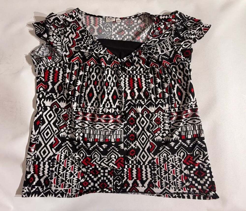 Cato Black Red Geometric Short Sleeve Top Womens